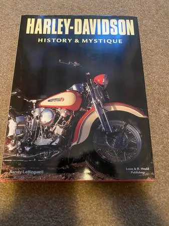 HARLEY DAVIDSON HISTORY & MYSTIQUE RANDY LEFFINGWELL LIKE NEW
