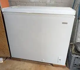 Idylis chest freezer
