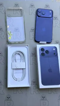 IPhone 17 Pro Max 256g Factory unlocked New