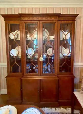 BEAUTIFUL CHESAPEAKE ESTATE SALE