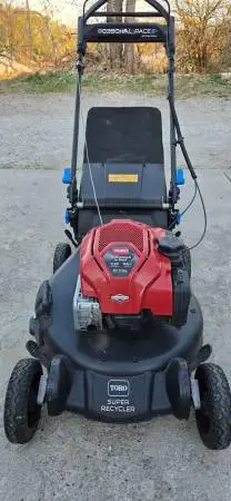 2025 TORO SUPER RECYCLER 163CC 7.25 STOW AWAY MOWER AND BAG..........