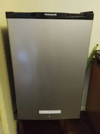 Like new mini fridge, free delivery