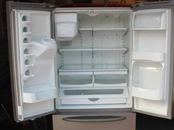 MAYTAG SIDE BY SIDE BOTTOM FREEZER