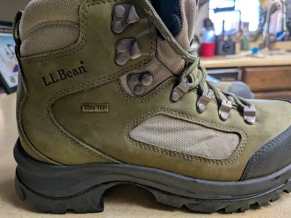 Brand New L.L.Bean Gore-Tex Womens Vibrant Shoes