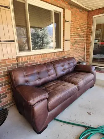 Top Grain Leather Couch/Sofa