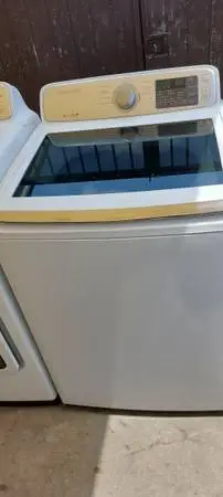 Samsung Top Load Washer 27Wide.