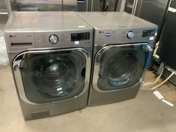 **LG GRAPHITE FRONT LOAD JUMBO, ELECTRIC WASHER DRYER SET**ON SALE NOW