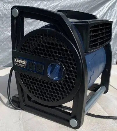 Horizontal, Vertical 3 Speed Portable Blower-Dryer, 425 CFM High, 120V