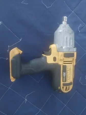Dewalt