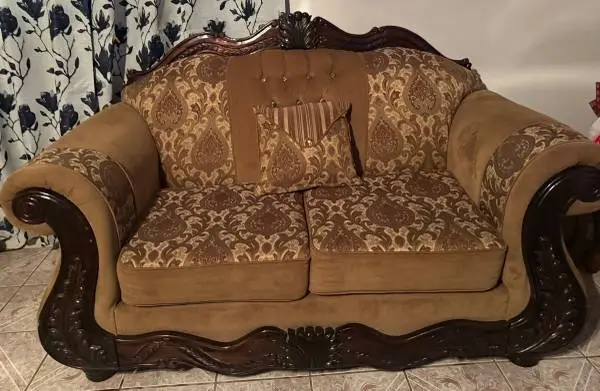 COUCH FOR SALE