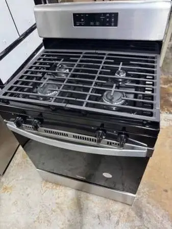 New open box whirlpool gas dryer stainless steel