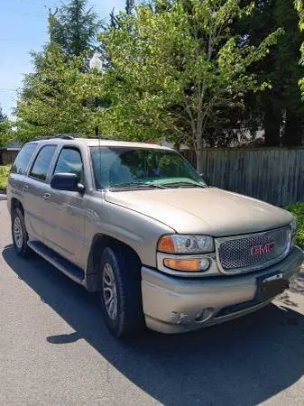 2002 GMC Yukon Denali