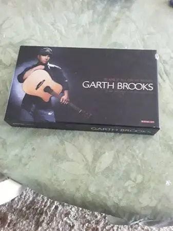 Garth Brooks Blame it All on My Roots 6 CD & 2 DVD 8-Disc Box Set