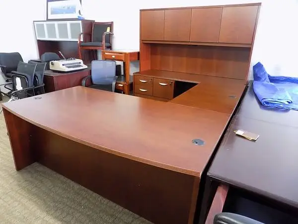 Wood Executive Bow front U-shape desk like new with Hutch