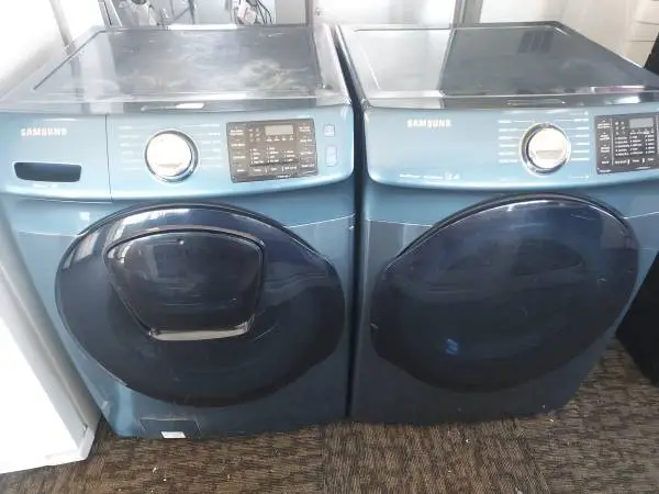 Washer and Gas Dryer Samsung Set Super Capacity Plus in Great Working