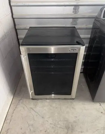 Magic Chef Stainless Steel Mini Fridge Wine Cooler