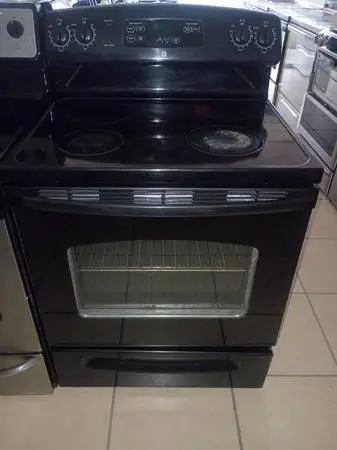 STOVE GLASS TOP BLACK GE
