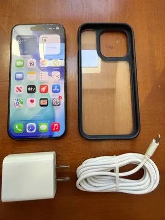 Flawless like new Apple iPhone 15 Pro 128 GB UNLOCKED Blue 93% battery
