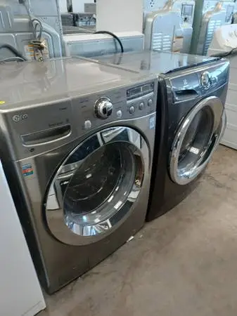 LG Washer and Dyer Set.