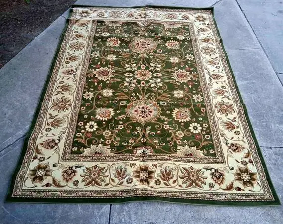 Safavieh Lyndhurst Collection Traditional Oriental Rug (Model LNH212C)