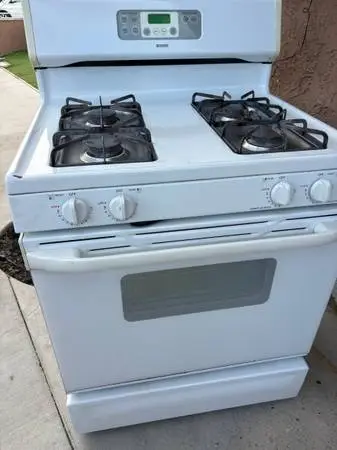 Kenmore gas range stove