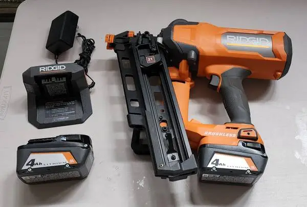 RIDGID 18V 21° 3-1/2 in. Framing Nailer!