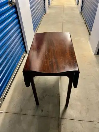 Vintage Mahogany Scallop Drop Leaf Table