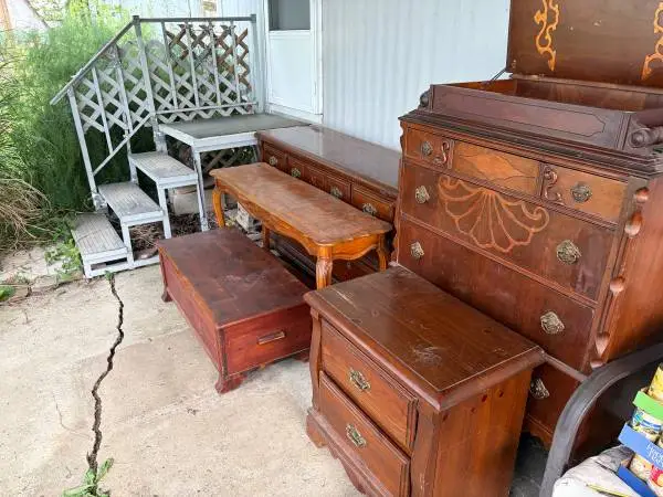 Restorable hard wood furniture