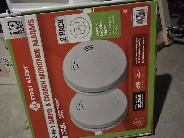 First Alert Precision Detection, 10-year Battery Smoke and Carbon Monoxide Alarm