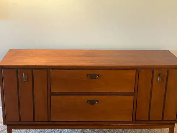 Mid-Century Broyhill credenza/lowboy