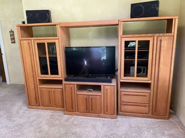 *LARGE OAK ENTERTAINMENT CENTER CABINET