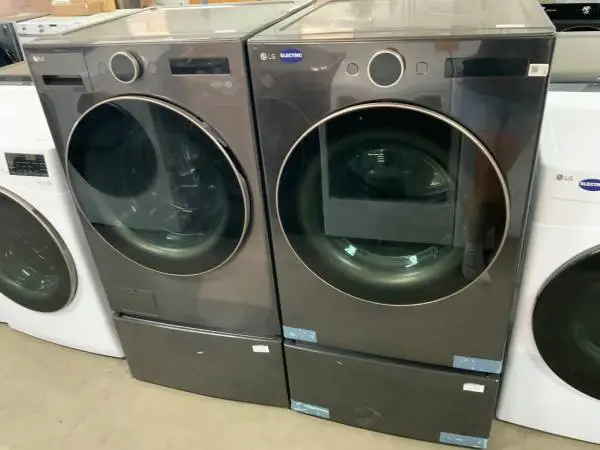 **LG BLACK STEEL FRONT LOAD, ELECTRIC WASHE DRYER SET**ON SALE NOW**