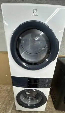 New washer,refrigerator,stove,dryer,stackable washer and dryer