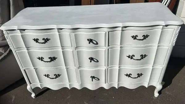 vintage French provincial dresser white 9 drawers solid wood L58”*D20”*H35