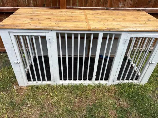 Large dog kennel