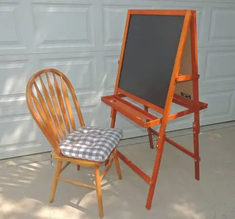 Art Easel for Kids (or grownups)