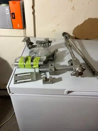 Car handcontrols