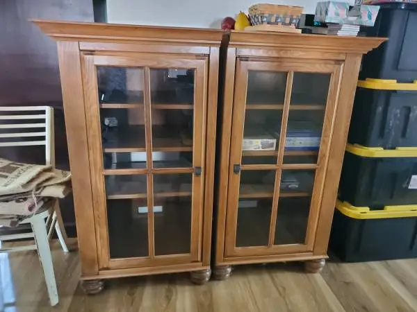 2 wood cabinets