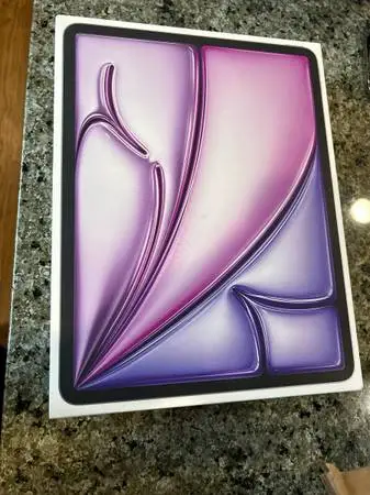 Ipad air 13 inch m3 256gb wifi only sealed