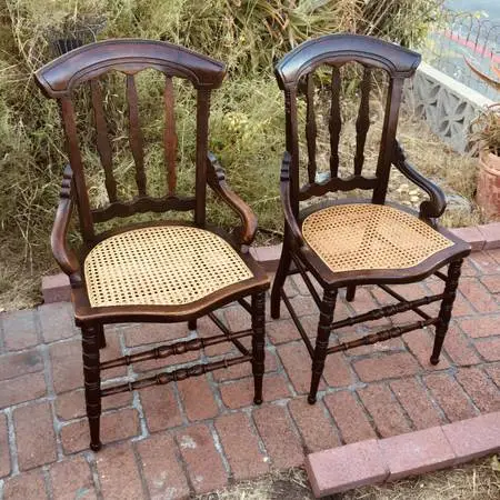 pair Original 1860s-70s Civil War era walnut Dining Chairs/excellent C