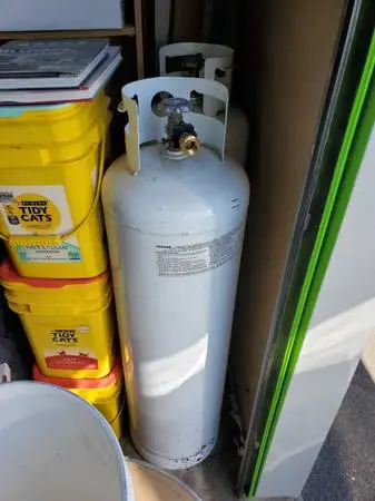 100 Lb. Propane Tanks