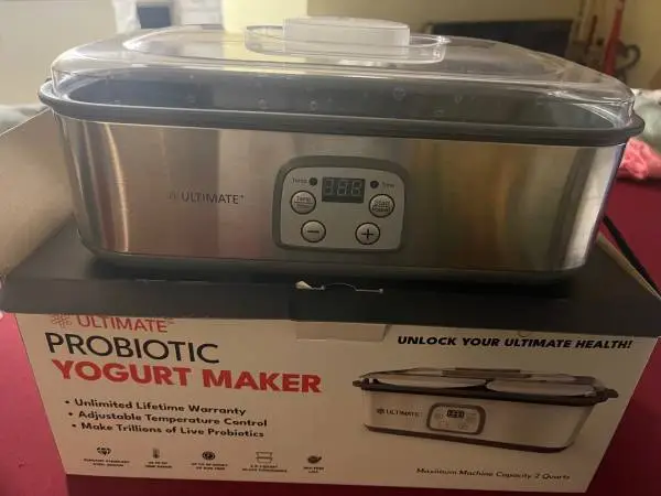 Probiotic yogurt maker