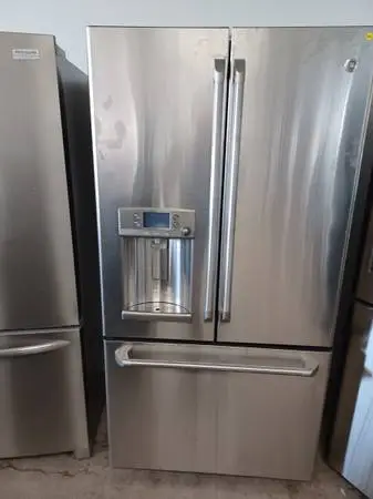 GE Stainless Steel refrigerator
