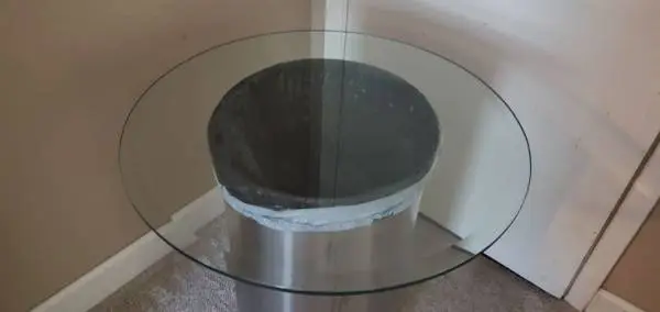 Nice 24 beveled round glass top