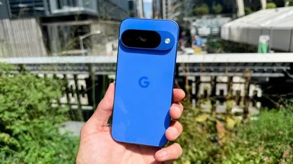 New Google Pixel 10 Indigo 128GB smartphone