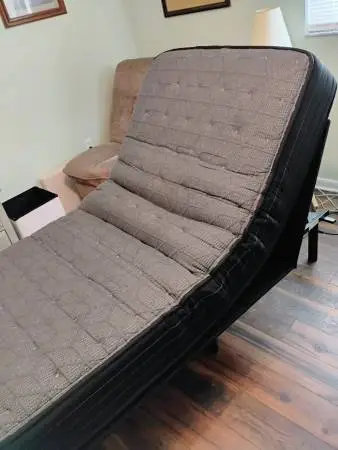 TWIN XL ADJUSTABLE bed