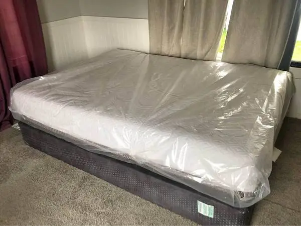 Full mattress