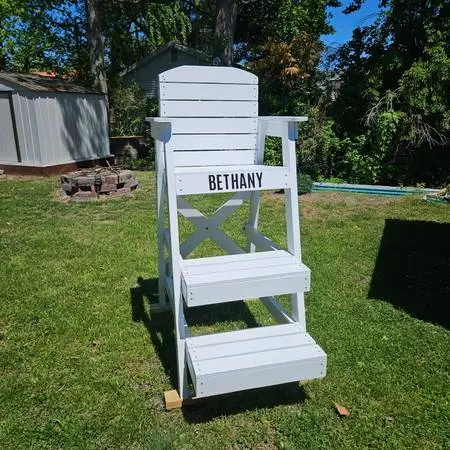 lifeguard stand/chair