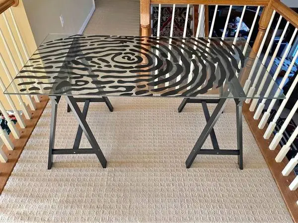 IKEA Fingerprint Glass Top Desk Glasholm / Lerberg