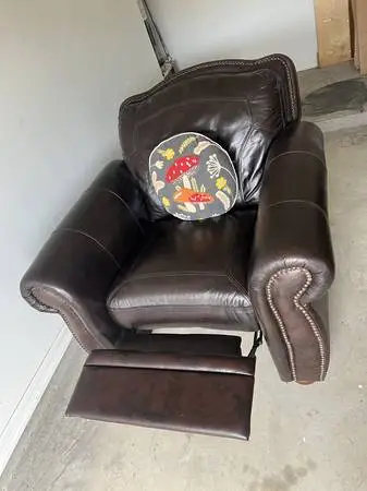 3 piece leather set